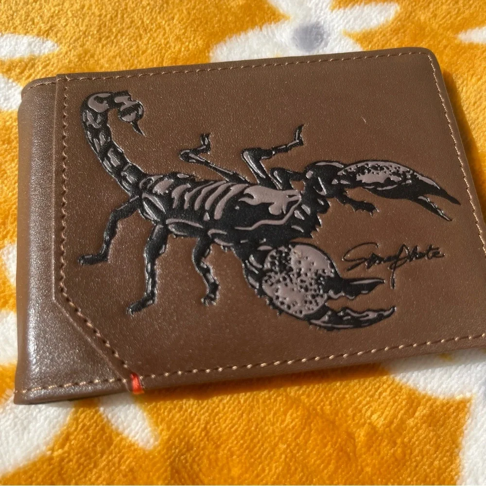 NEW $33 skneephate 100% Genuine Leather Men's Bifold Scorpion Wallet in 'coffee'